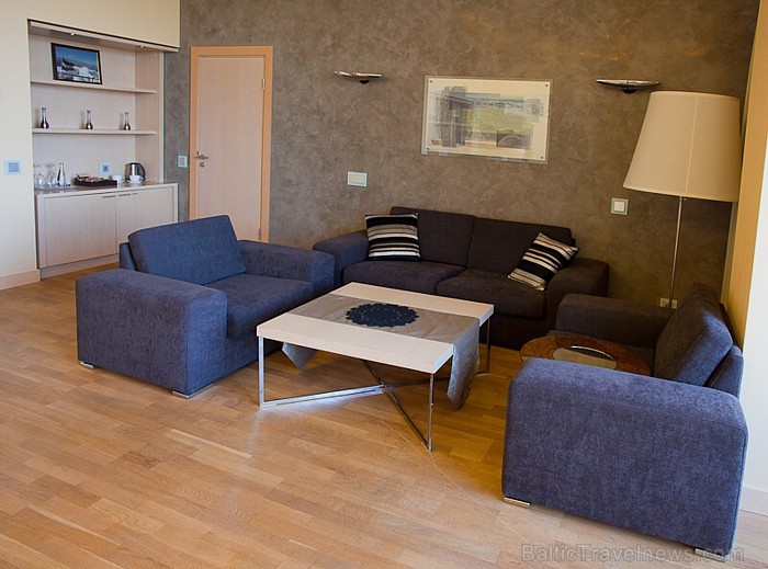 Islandes ārlietu ministrs Ossurs Skarphedinsons (Össur Skarphéðinsson) nakšņo četru zvaigžņu viesnīcā Islande Hotel (www.islandehotel.lv) Foto: Islande Hotel [22]