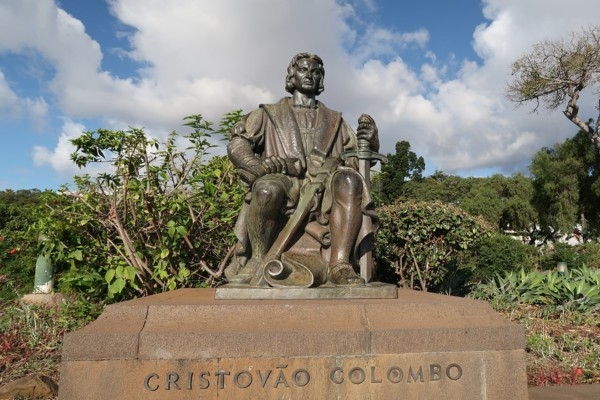 10. maijs vēsturē: Kolumbs atklāj Kaimanu salas