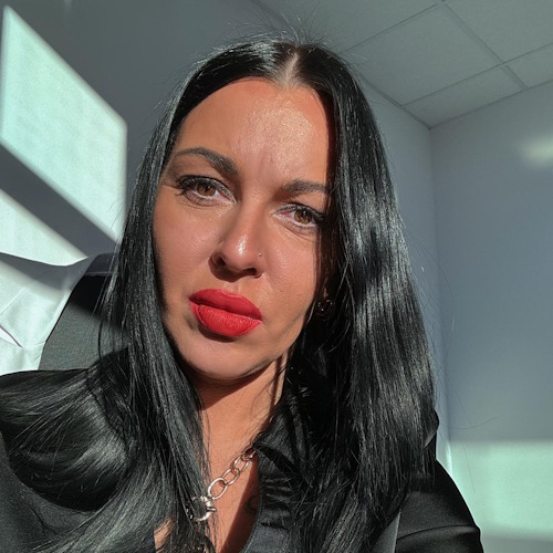 Karina Puzanova – Kļujeva