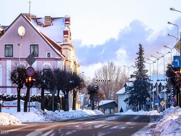 Madona ieslīgst ziemas apskāvienos. Foto: Madona.lv 297635