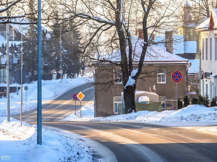 Madona ieslīgst ziemas apskāvienos. Foto: Madona.lv 297646