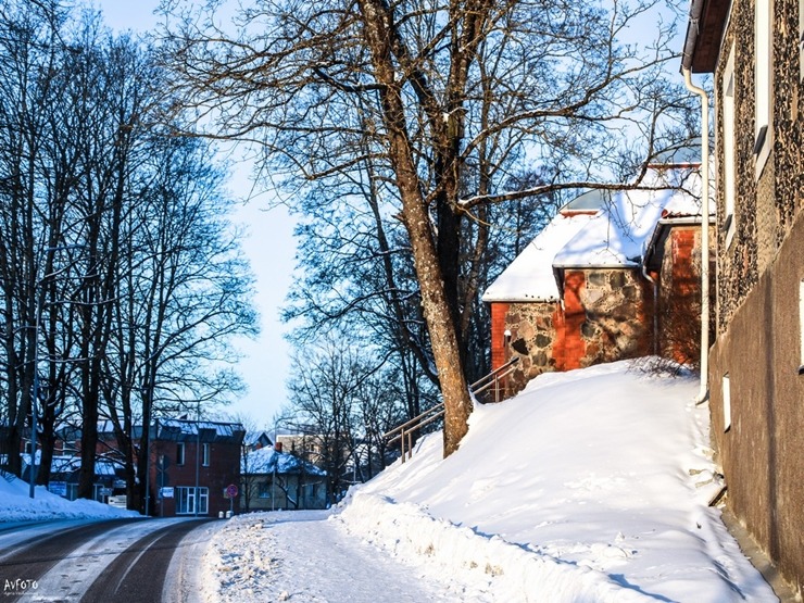 Madona ieslīgst ziemas apskāvienos. Foto: Madona.lv 297652