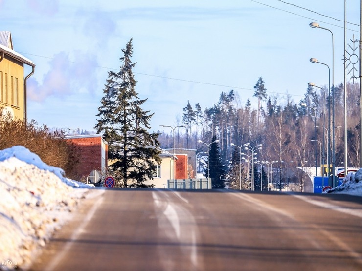 Madona ieslīgst ziemas apskāvienos. Foto: Madona.lv 297657