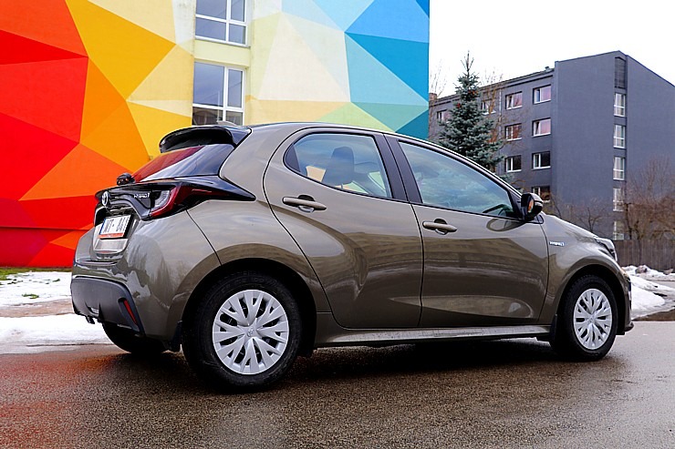 Travelnews.lv sadarbībā ar auto nomu «Sixt Latvija» apceļo Pierīgu ar jauno «Toyota Yaris Hybrid» Travelnews.lv sadarbībā ar auto nomu «Sixt Latvija» apceļo Pierīgu ar jauno «Toyota Yaris Hybrid» 298010
