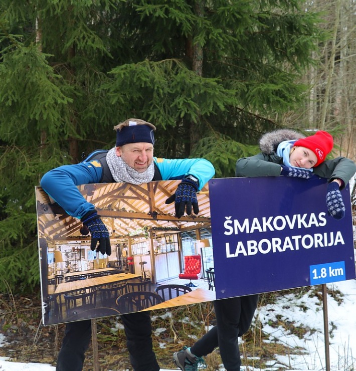 Travelnews.lv Baltkrievijas robežas tuvumā dodas 27 km pārgājienā, ko atbalsta auto noma «Sixt Latvija» Travelnews.lv Baltkrievijas robežas tuvumā dodas 27 km pārgājienā, ko atbalsta auto noma «Sixt Latvija» 298059