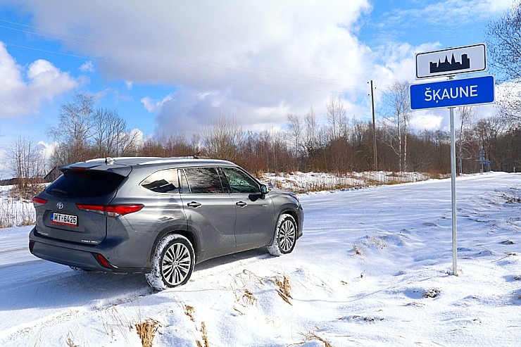 Sadarbībā ar auto nomu «Sixt Latvija» izbaudam ceļojumu ar «Toyota Highlander 2.5 Hybrid AWD Executive» Sadarbībā ar auto nomu «Sixt Latvija» izbaudam ceļojumu ar «Toyota Highlander 2.5 Hybrid AWD Executive» 298744