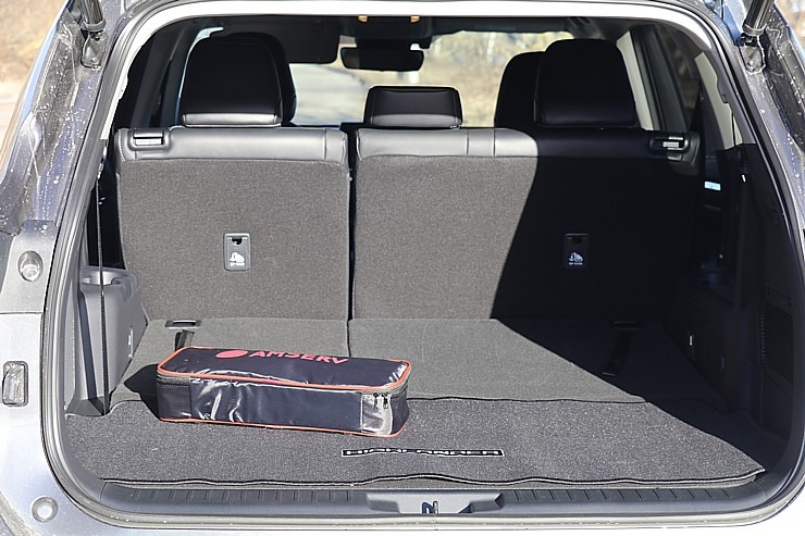 Sadarbībā ar auto nomu «Sixt Latvija» izbaudam ceļojumu ar «Toyota Highlander 2.5 Hybrid AWD Executive» Sadarbībā ar auto nomu «Sixt Latvija» izbaudam ceļojumu ar «Toyota Highlander 2.5 Hybrid AWD Executive» 298769