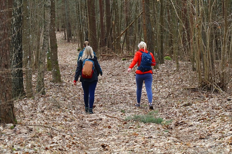 Travelnews.lv dodas 28 km pārgājienā Gārsenes apkārtnē 4.daļa 299498