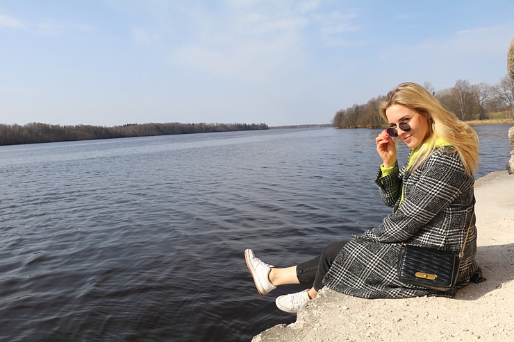 Travelnews.lv ar «Škoda Latvija» atbalstu apmeklē Kokneses pilsdrupas 299990