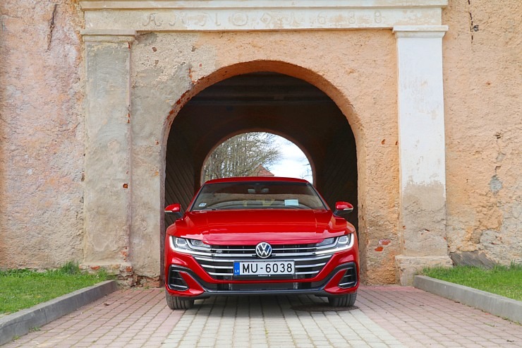 Travelnews.lv apceļo Latviju ar skaisto «Volkswagen Arteon Shooting Brake» 300349