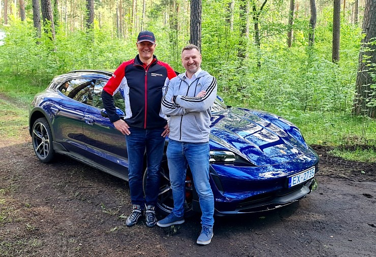 Travelnews.lv ar elektrisko «Porsche Taycan Cross Turismo» dodas Biķernieku sporta trasē un meža bezceļos Travelnews.lv ar elektrisko «Porsche Taycan Cross Turismo» dodas Biķernieku sporta trasē un meža bezceļos 301517