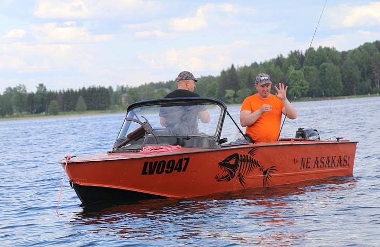 Travelnews.lv ar kuģīti «Marienburg» veic izzinošu ekskursiju par Alūksnes ezeru 302529