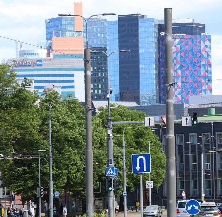 Travelnews.lv ar auto nomas «Sixt Latvija» spēkratu «Audi Q2» apceļo Tallinu 303158