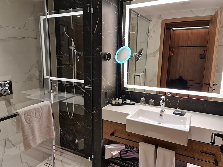 Travelnews.lv ar «AVIS Latvija» apceļo Poliju un izbauda «Radisson Collection Hotel, Warsaw» viesmīlību Travelnews.lv ar «AVIS Latvija» apceļo Poliju un izbauda «Radisson Collection Hotel, Warsaw» viesmīlību 304441