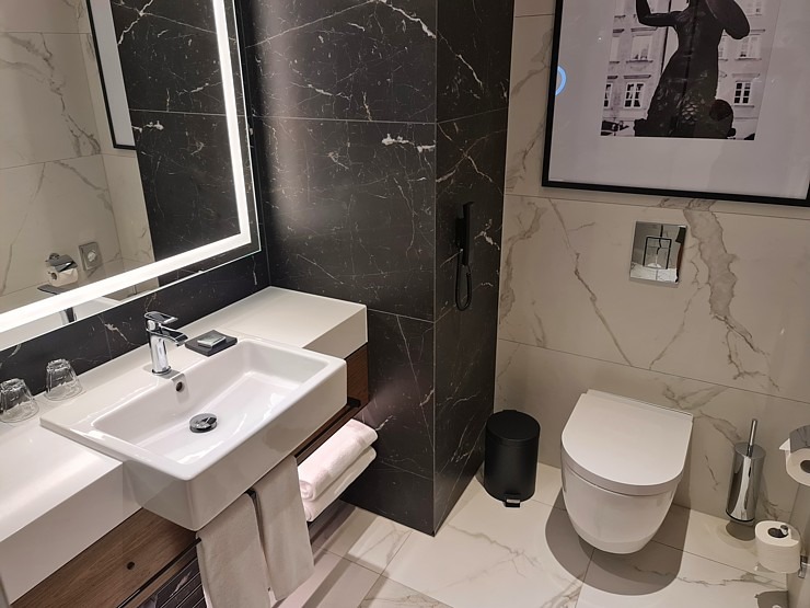 Travelnews.lv ar «AVIS Latvija» apceļo Poliju un izbauda «Radisson Collection Hotel, Warsaw» viesmīlību Travelnews.lv ar «AVIS Latvija» apceļo Poliju un izbauda «Radisson Collection Hotel, Warsaw» viesmīlību 304443