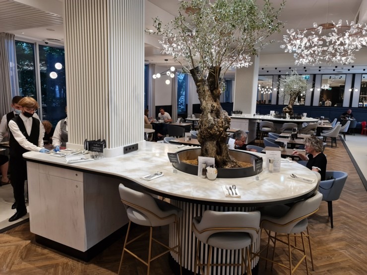 Travelnews.lv ar «AVIS Latvija» apceļo Poliju un izbauda «Radisson Collection Hotel, Warsaw» viesmīlību Travelnews.lv ar «AVIS Latvija» apceļo Poliju un izbauda «Radisson Collection Hotel, Warsaw» viesmīlību 304447