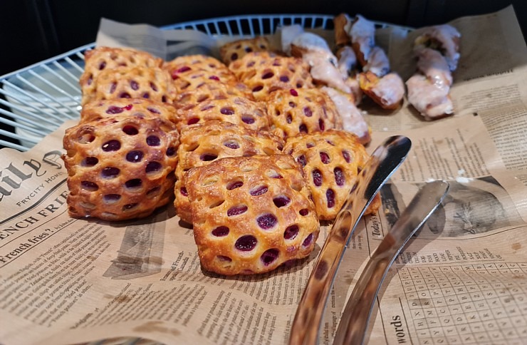 Travelnews.lv ar «AVIS Latvija» apceļo Poliju un izbauda «Radisson Collection Hotel, Warsaw» viesmīlību Travelnews.lv ar «AVIS Latvija» apceļo Poliju un izbauda «Radisson Collection Hotel, Warsaw» viesmīlību 304461