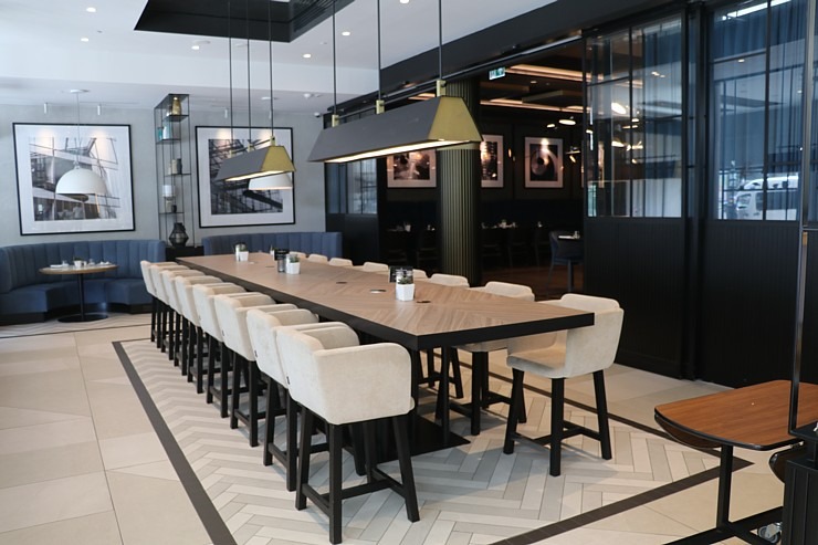 Travelnews.lv ar «AVIS Latvija» apceļo Poliju un izbauda «Radisson Collection Hotel, Warsaw» viesmīlību Travelnews.lv ar «AVIS Latvija» apceļo Poliju un izbauda «Radisson Collection Hotel, Warsaw» viesmīlību 304434