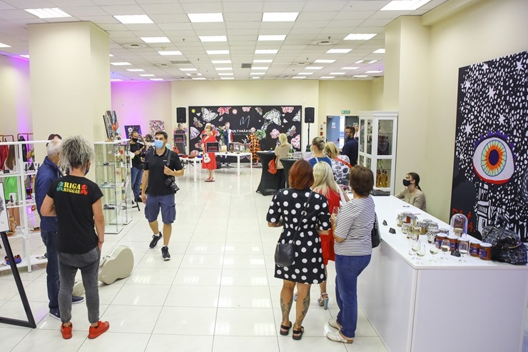 Mākslinieku pop-up veikala «Multimāksla» atklāšana t/c «Domina Shopping» 305151