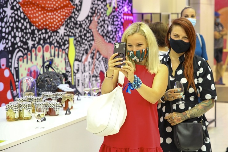 Mākslinieku pop-up veikala «Multimāksla» atklāšana t/c «Domina Shopping» 305153