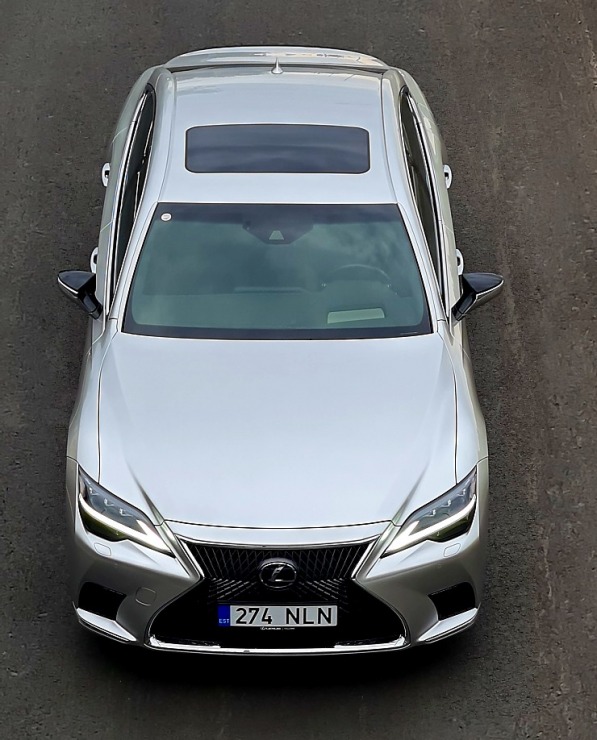 Travelnews.lv apceļo Latviju ar jauno piektās paaudzes «Lexus LS 500h AWD», kas maksā 145 000 eiro Travelnews.lv apceļo Latviju ar jauno piektās paaudzes «Lexus LS 500h AWD», kas maksā 145 000 eiro 305320