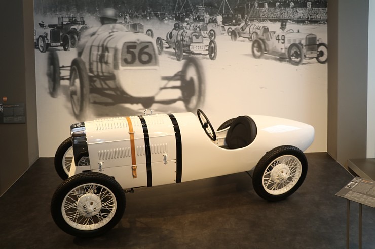 «August Horch Museum Zwickau»: zīmola «Audi» spēkrati piedalās Otrajā pasaules karā un sporta trasēs «August Horch Museum Zwickau»: zīmola «Audi» spēkrati piedalās Otrajā pasaules karā un sporta trasēs 305380