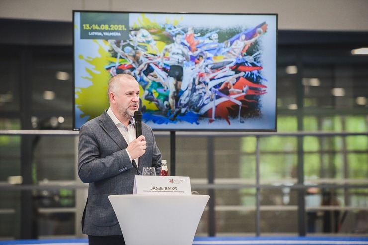 Preses konferencē informē par Valsts prezidenta balvu vieglatlētikā 305432