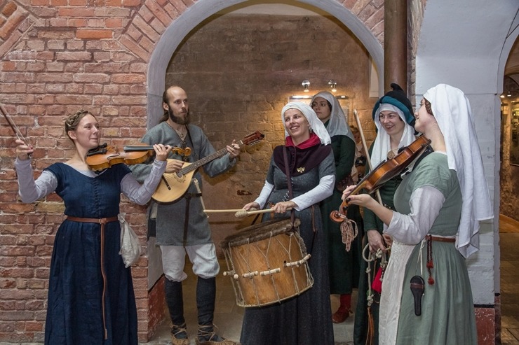 Ventspils lustīgi nosvinējusi 731.dzimšanas dienu 305502