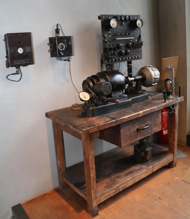 Te, Cvikavā, dzima zīmols «Audi», bet par to «August Horch Museum Zwickau» 305768