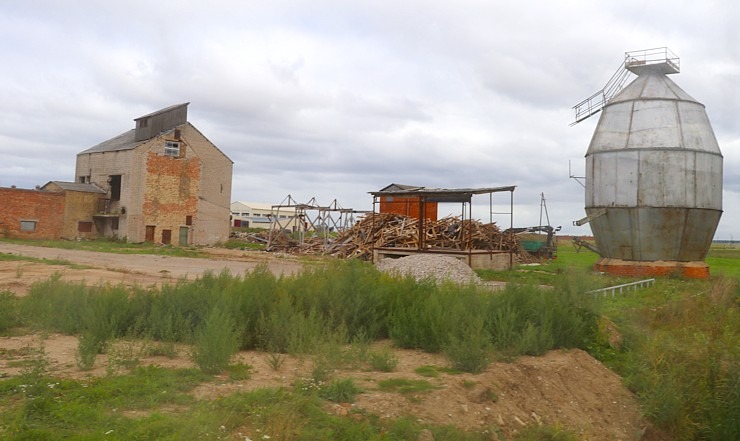 «Nākotnes parks» Jelgavas novadā piedāvā naktsmītni, ekskursijas un industriālo dizainu 306483