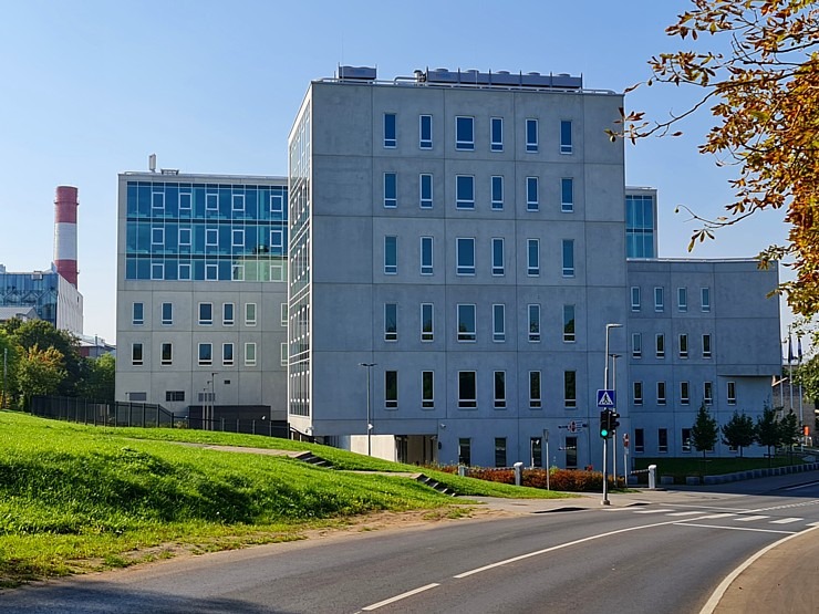 Travelnews.lv no Tallinas lidostas (20-25 min) kājām dodas uz Tallinas autoostu, lai ceļotu uz Sāremā Travelnews.lv no Tallinas lidostas (20-25 min) kājām dodas uz Tallinas autoostu, lai ceļotu uz Sāremā 306924