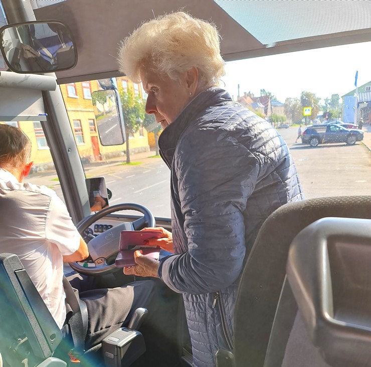 Travelnews.lv no Tallinas lidostas (20-25 min) kājām dodas uz Tallinas autoostu, lai ceļotu uz Sāremā Travelnews.lv no Tallinas lidostas (20-25 min) kājām dodas uz Tallinas autoostu, lai ceļotu uz Sāremā 306944