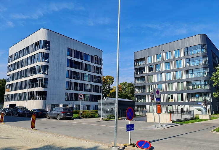 Travelnews.lv no Tallinas lidostas (20-25 min) kājām dodas uz Tallinas autoostu, lai ceļotu uz Sāremā Travelnews.lv no Tallinas lidostas (20-25 min) kājām dodas uz Tallinas autoostu, lai ceļotu uz Sāremā 306927