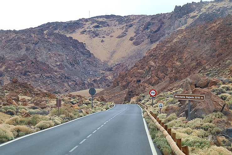 Travelnews.lv iepazīst mēness ainavu Teidas vulkāna apkārtnē Tenerifes salā 308155
