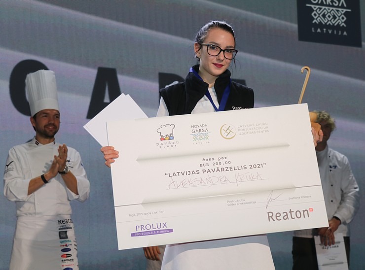 «Latvijas gada pavārs 2021» ir Dinārs Zvidriņš un «Latvijas gada pavārzellis 2021» ir Aleksandra Krūka «Latvijas gada pavārs 2021» ir Dinārs Zvidriņš un «Latvijas gada pavārzellis 2021» ir Aleksandra Krūka 308260