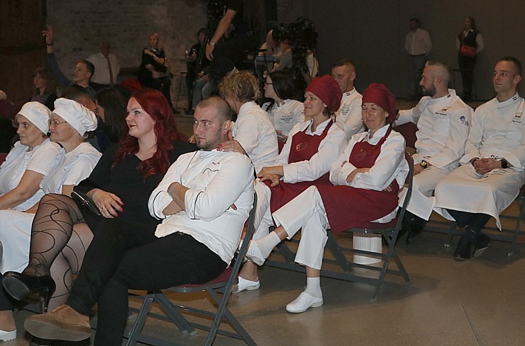 «Latvijas gada pavārs 2021» ir Dinārs Zvidriņš un «Latvijas gada pavārzellis 2021» ir Aleksandra Krūka «Latvijas gada pavārs 2021» ir Dinārs Zvidriņš un «Latvijas gada pavārzellis 2021» ir Aleksandra Krūka 308281