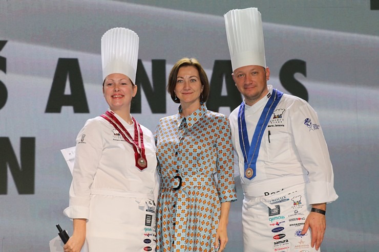 «Latvijas gada pavārs 2021» ir Dinārs Zvidriņš un «Latvijas gada pavārzellis 2021» ir Aleksandra Krūka «Latvijas gada pavārs 2021» ir Dinārs Zvidriņš un «Latvijas gada pavārzellis 2021» ir Aleksandra Krūka 308253