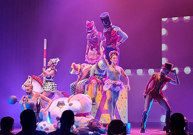 Iepazīstam ģimeņu laimīgāko viesnīcu «Fantasia Bahia Principe Tenerife» un tās priekšnesumus 308971