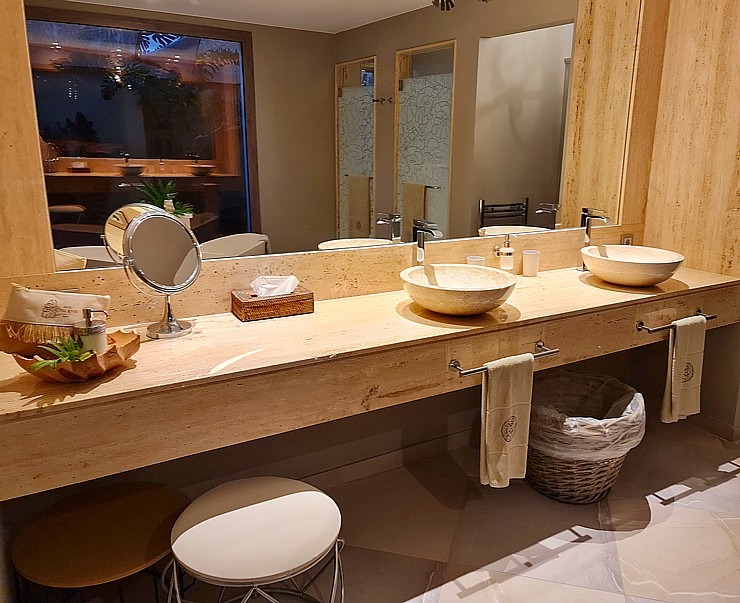 Travelnews.lv iepazīst vienu no skaistākajām dizaina viesnīcām Tenerifē - «Royal River Luxury Hotel» Travelnews.lv iepazīst vienu no skaistākajām dizaina viesnīcām Tenerifē - «Royal River Luxury Hotel» 309126