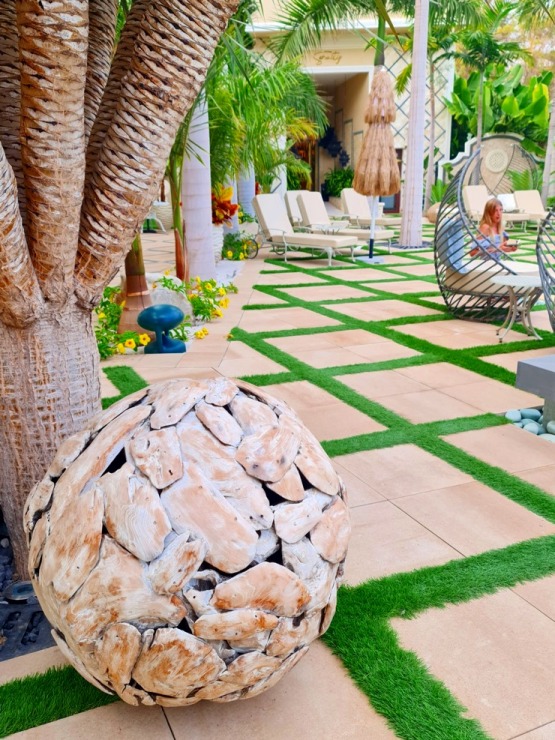 Travelnews.lv iepazīst vienu no skaistākajām dizaina viesnīcām Tenerifē - «Royal River Luxury Hotel» Travelnews.lv iepazīst vienu no skaistākajām dizaina viesnīcām Tenerifē - «Royal River Luxury Hotel» 309086