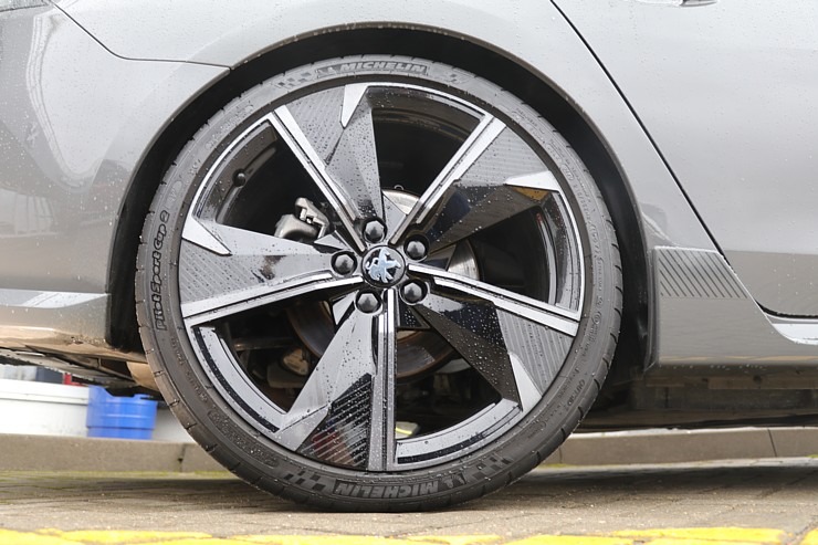 Travelnews.lv sadarbībā ar «Amserv Krasta» apceļo Latgali ar jaudīgo «508 Peugeot Sport Engineered» Travelnews.lv sadarbībā ar «Amserv Krasta» apceļo Latgali ar jaudīgo «508 Peugeot Sport Engineered» 309342