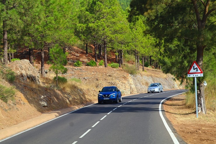 Travelnews.lv ar ekskursiju autobusu apbrauc apkārt Tenerifes salai un izbauda ceļu infrastruktūru Travelnews.lv ar ekskursiju autobusu apbrauc apkārt Tenerifes salai un izbauda ceļu infrastruktūru 309601