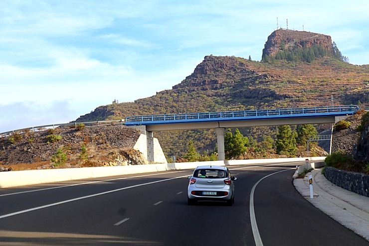 Travelnews.lv ar ekskursiju autobusu apbrauc apkārt Tenerifes salai un izbauda ceļu infrastruktūru Travelnews.lv ar ekskursiju autobusu apbrauc apkārt Tenerifes salai un izbauda ceļu infrastruktūru 309611