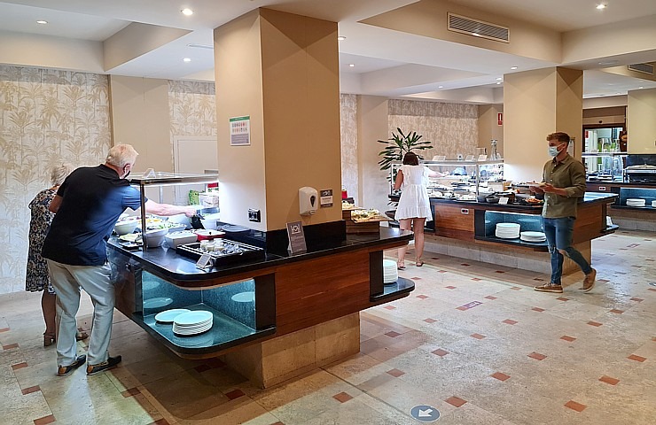 Travelnews.lv vakariņo Tenerifes viesnīcā «Hotel Vincci Selección La Plantación del Sur» un iepazīst sprogkājus Travelnews.lv vakariņo Tenerifes viesnīcā «Hotel Vincci Selección La Plantación del Sur» un iepazīst sprogkājus 309853