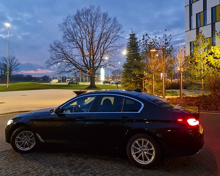 Ar «Avis Latvija» premium klases vāģi dodamies uz viesnīcas «Rija Fonnetal Design Hotel» atklāšanu Ar «Avis Latvija» premium klases vāģi dodamies uz viesnīcas «Rija Fonnetal Design Hotel» atklāšanu 310744