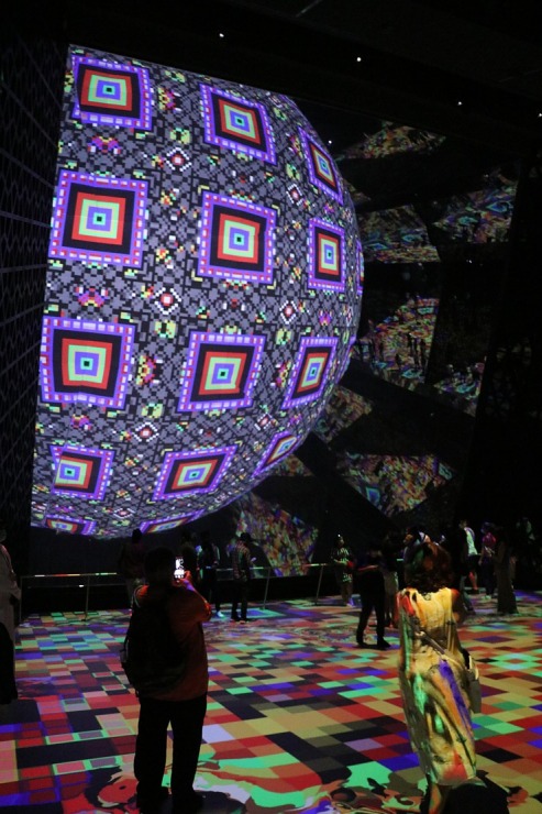Travelnews.lv izstādē «Expo 2020 Dubai» apmeklē labi apmeklēto Saūda Arābijas paviljonu 311130