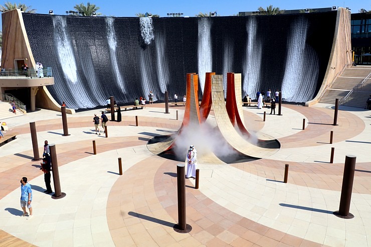 Travelnews.lv apmeklē izstādē «Expo 2020 Dubai» ūdens  atrakciju «Dubai Water Feature» 311179