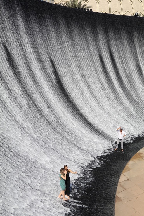 Travelnews.lv apmeklē izstādē «Expo 2020 Dubai» ūdens  atrakciju «Dubai Water Feature» 311193