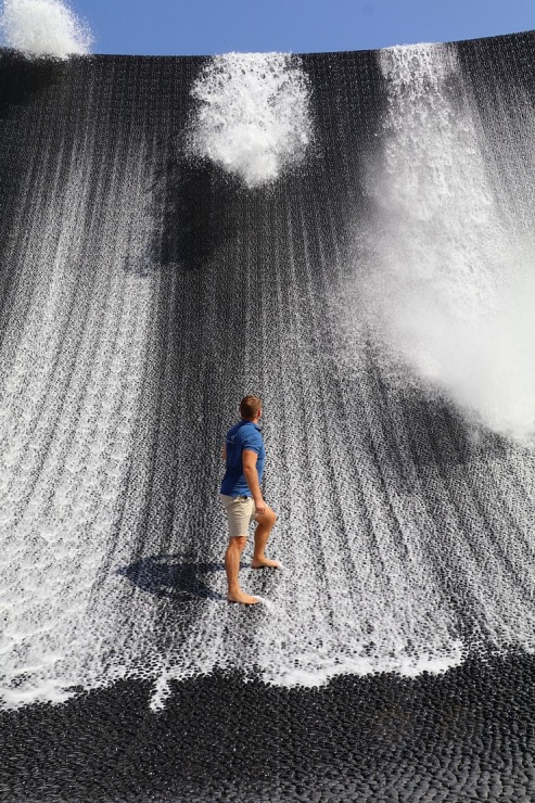 Travelnews.lv apmeklē izstādē «Expo 2020 Dubai» ūdens  atrakciju «Dubai Water Feature» 311195