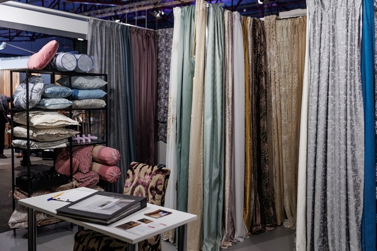 Ķīpsalā notiek starptautiskā mēbeļu, interjera un dizaina izstāde «Furniture & Desing Isle 2021» Ķīpsalā notiek starptautiskā mēbeļu, interjera un dizaina izstāde «Furniture & Desing Isle 2021» 311325